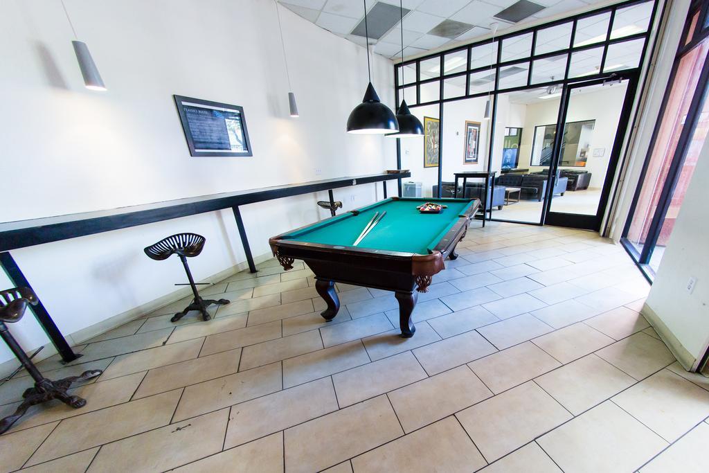 Vantaggio Suites San Diego Exterior photo